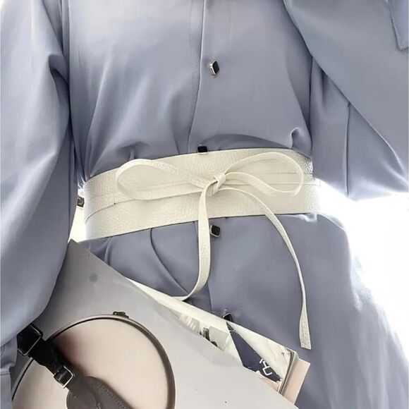 Fashionable Boho Vegan Leather Belt Wide Corset Style with Bow Tie Accent Red - Picture 4 of 4